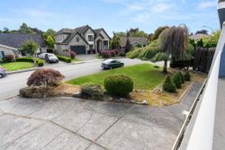 262948054-73cc0da5-37ad-4075-8683-51e61654743f at 10671 Rosecroft Crescent, South Arm, Richmond