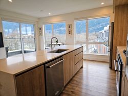 20250107_1245152 at 527 - 38362 Buckley Avenue, Downtown SQ, Squamish