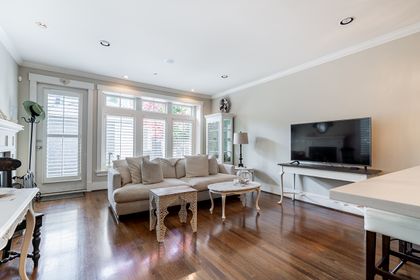 2590-w-7th-avenue-vancouver-10 at 2590 W 7th Avenue, Kitsilano, Vancouver West