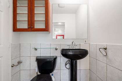 2915-west-5th-avenue-vancouver-20 at 2915 W 5th Avenue, Kitsilano, Vancouver West