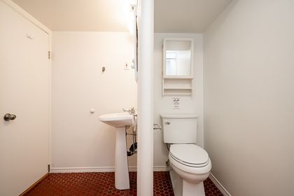 339-27th-street-east-north-vancouver-14 at 339 27 Street E, Upper Lonsdale, North Vancouver