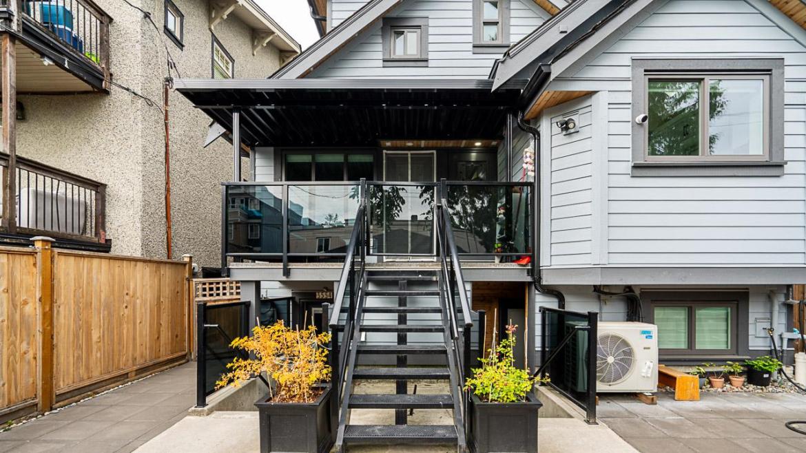 1 - 3556 West 3rd Avenue, Kitsilano, Vancouver West 