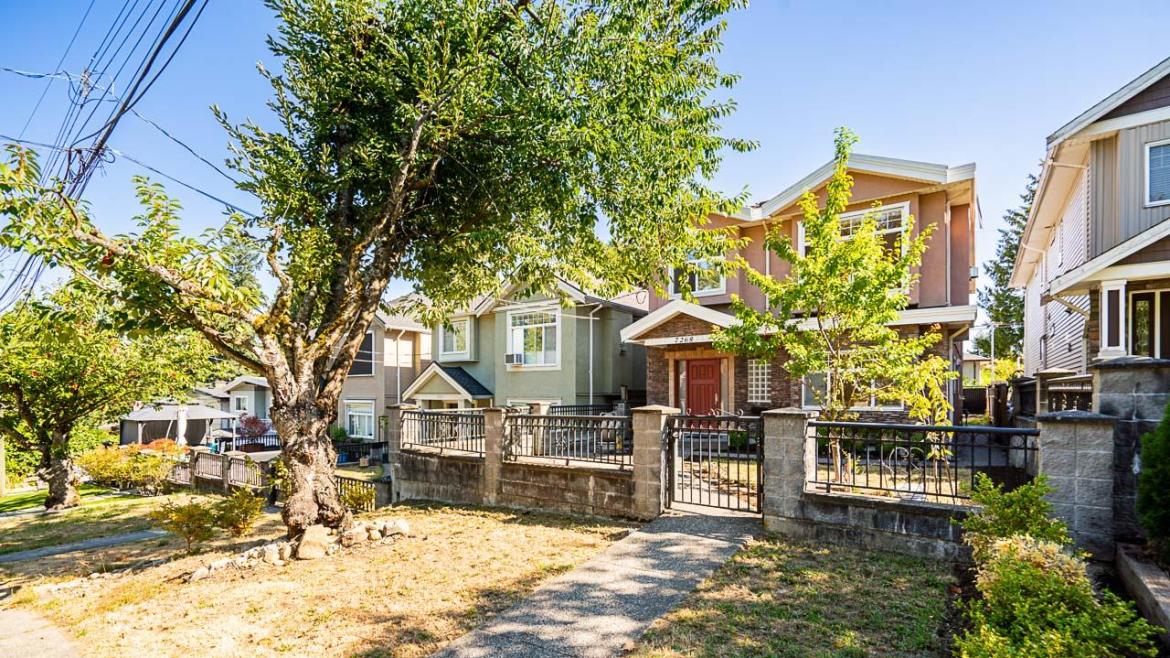 7268 1st Street, Burnaby Lake, Burnaby South 