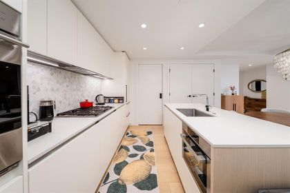 12 at 405 - 1365 W Davie Street, West End VW, Vancouver West