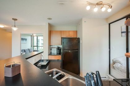 7 at 710 - 1331 Alberni Street, Coal Harbour, Vancouver West