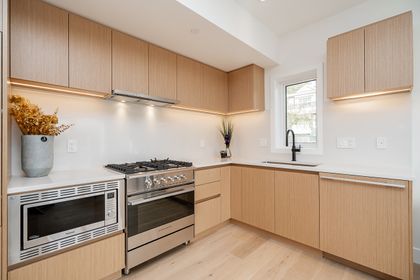 6809-oak-street-vancouver-10 at 6809 Oak Street, Oakridge VW, Vancouver West