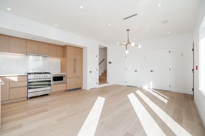 6815-oak-street-vancouver-13 at 6815 Oak Street, Oakridge VW, Vancouver West