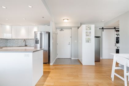 unit-911-500-w-10th-avenue-vancouver-5 at 911 - 500 W 10 Avenue, Fairview VW, Vancouver West