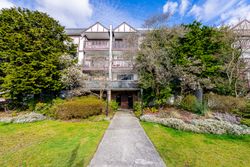 unit-309-310-e-3rd-street-north-vancouver-3 at 309 - 310 e 3rd, Lower Lonsdale, North Vancouver