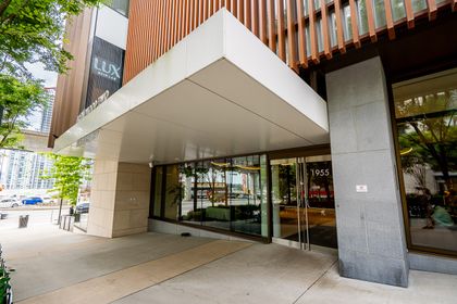 unit-1505-1955-alpha-way-burnaby-4 at 1505 - 1955 Alpha Way, Brentwood Park, Burnaby North