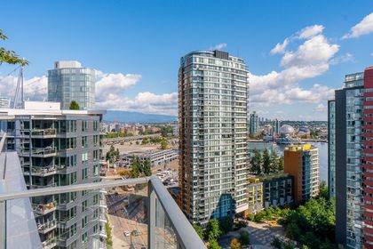 unit-2017-68-smithe-street-vancouver-48-1 at 2017 - 68 Smithe, Downtown VW, Vancouver West