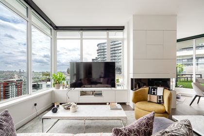 unit-2017-68-smithe-street-vancouver-7 at 2017 - 68 Smithe, Downtown VW, Vancouver West