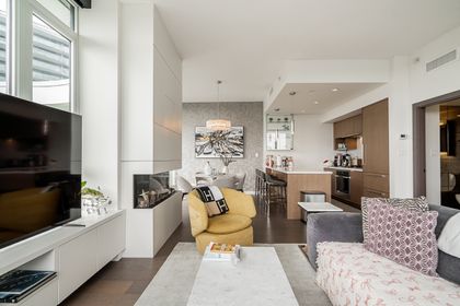 unit-2017-68-smithe-street-vancouver-9 at 2017 - 68 Smithe, Downtown VW, Vancouver West