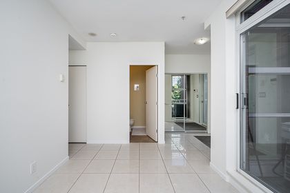 unit-g3n-1077-marinaside-crescent-vancouver-11 at G3N - 1007 Marinaside Cresent, Yaletown, Vancouver West