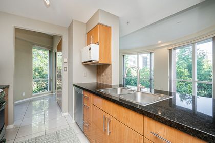 unit-g3n-1077-marinaside-crescent-vancouver-19 at G3N - 1007 Marinaside Cresent, Yaletown, Vancouver West