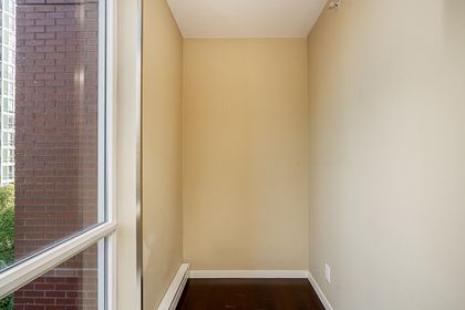 unit-g3n-1077-marinaside-crescent-vancouver-21 at G3N - 1007 Marinaside Cresent, Yaletown, Vancouver West