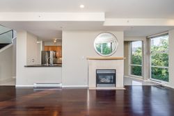 unit-g3n-1077-marinaside-crescent-vancouver-15 at G3N - 1007 Marinaside Cresent, Yaletown, Vancouver West