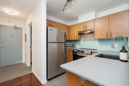 unit-1703-1295-richards-street-vancouver-10 at 1703 - 1295 Richards, Yaletown, Vancouver West