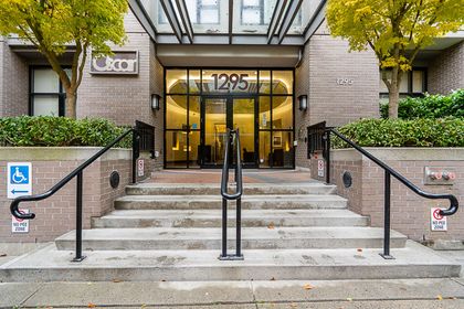 unit-1703-1295-richards-street-vancouver-3 at 1703 - 1295 Richards, Yaletown, Vancouver West