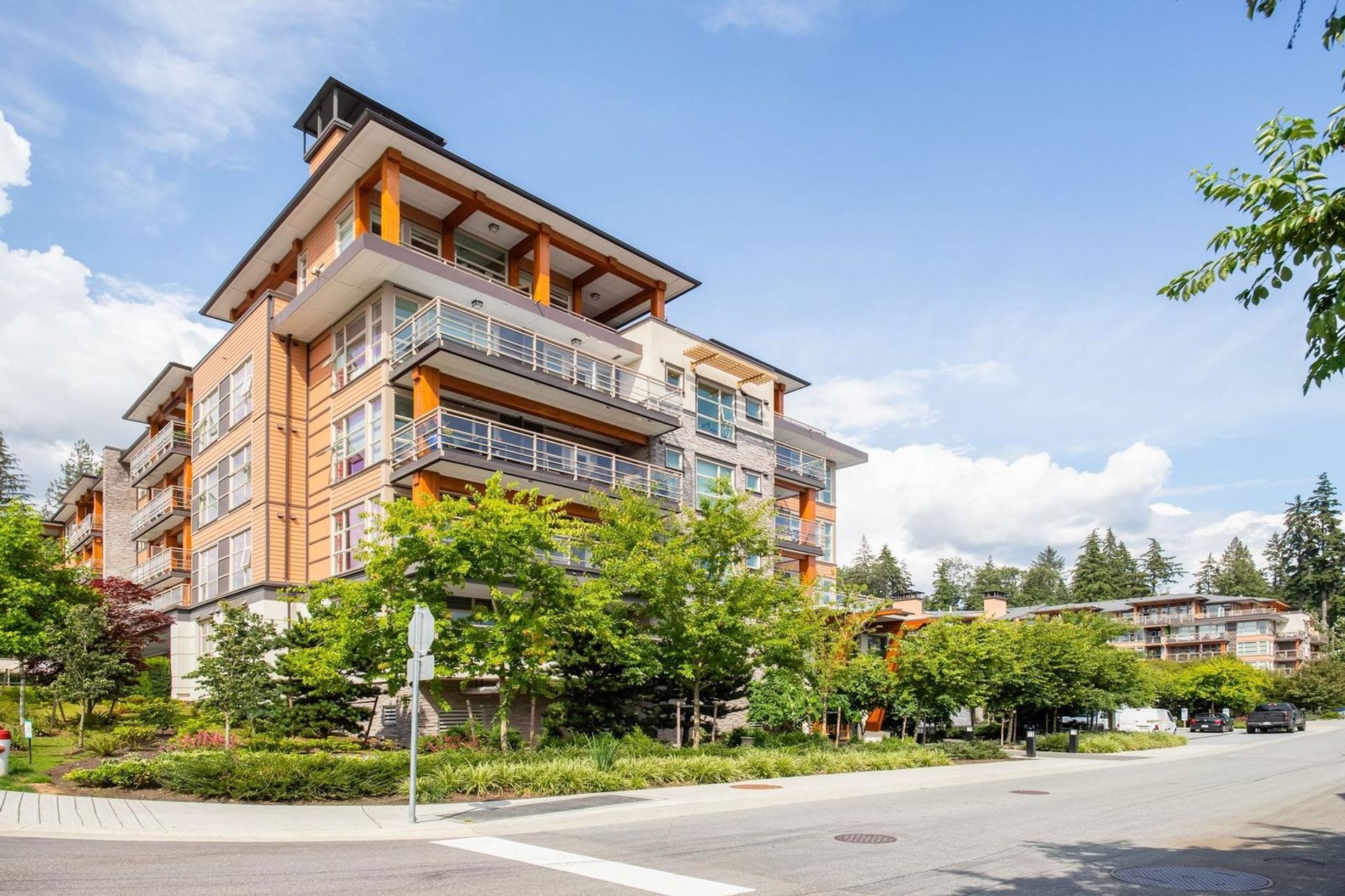 507 - 3602 Aldercrest Drive, Roche Point, North Vancouver photo number 1