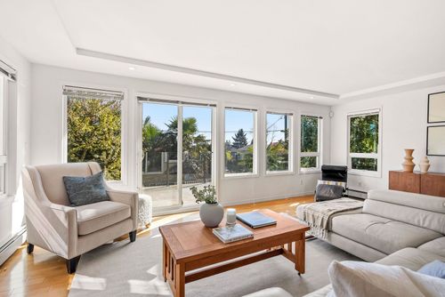 1249-clyde-avenue-ambleside-west-vancouver-06 at 1249 Clyde Avenue, Ambleside, West Vancouver