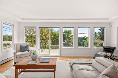 1249-clyde-avenue-ambleside-west-vancouver-07 at 1249 Clyde Avenue, Ambleside, West Vancouver