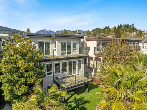 1249-clyde-avenue-ambleside-west-vancouver-34 at 1249 Clyde Avenue, Ambleside, West Vancouver