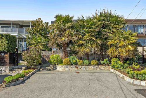 1249-clyde-avenue-ambleside-west-vancouver-37 at 1249 Clyde Avenue, Ambleside, West Vancouver