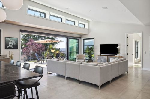 207-carisbrooke-crescent-upper-lonsdale-north-vancouver-11 at 207 Carisbrooke Crescent, Upper Lonsdale, North Vancouver