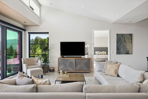 207-carisbrooke-crescent-upper-lonsdale-north-vancouver-12 at 207 Carisbrooke Crescent, Upper Lonsdale, North Vancouver