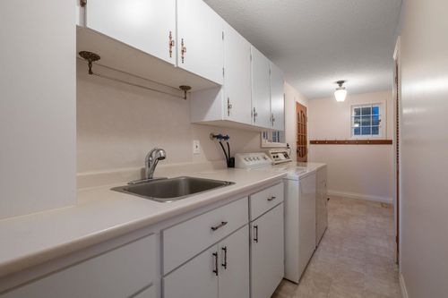 254-montroyal-boulevard-upper-delbrook-north-vancouver-14 at 254 Montroyal Boulevard, Upper Delbrook, North Vancouver