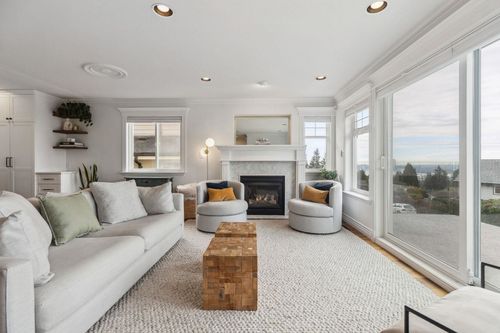 3686-carnarvon-avenue-upper-lonsdale-north-vancouver-05 at 3686 Carnarvon Avenue, Upper Lonsdale, North Vancouver