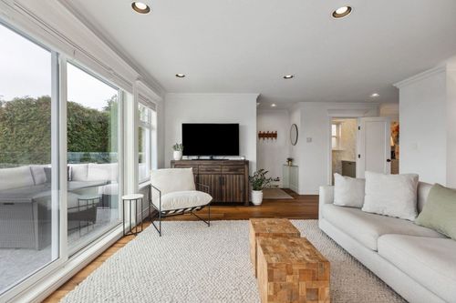 3686-carnarvon-avenue-upper-lonsdale-north-vancouver-08 at 3686 Carnarvon Avenue, Upper Lonsdale, North Vancouver