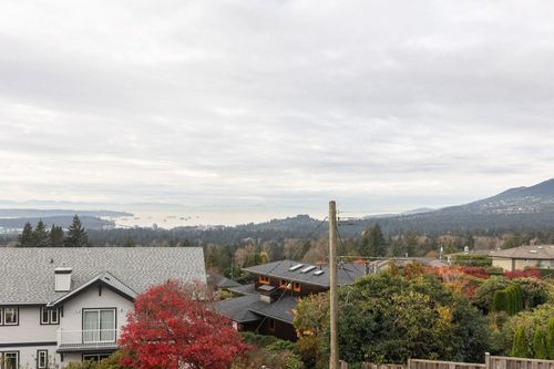 3686-carnarvon-avenue-upper-lonsdale-north-vancouver-31 at 3686 Carnarvon Avenue, Upper Lonsdale, North Vancouver