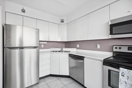 120-w-2nd-street-lower-lonsdale-north-vancouver-11 at 2401 - 120 W 2nd Street, Lower Lonsdale, North Vancouver