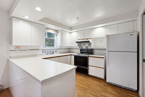 3377-capilano-crescent-capilano-nv-north-vancouver-17 at 101 - 3377 Capilano Crescent, Capilano NV, North Vancouver