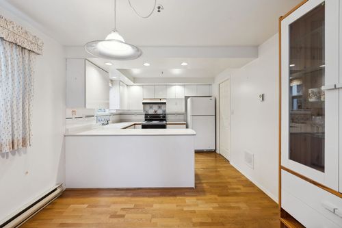 3377-capilano-crescent-capilano-nv-north-vancouver-19 at 101 - 3377 Capilano Crescent, Capilano NV, North Vancouver