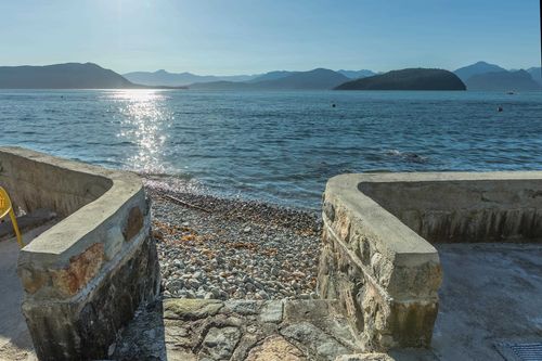 8665-lawrence-way-howe-sound-west-vancouver-06 at 8665 Lawrence Way, Howe Sound, West Vancouver