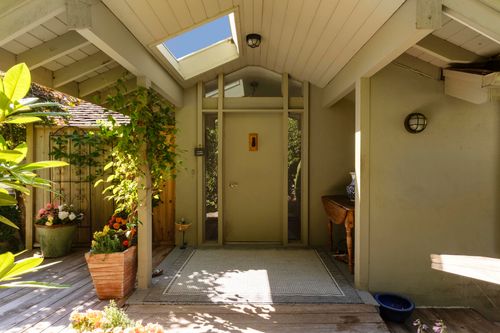 8665-lawrence-way-howe-sound-west-vancouver-15 at 8665 Lawrence Way, Howe Sound, West Vancouver