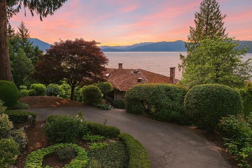 8665-lawrence-way-howe-sound-west-vancouver-38 at 8665 Lawrence Way, Howe Sound, West Vancouver