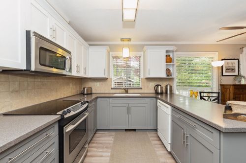 4728-underwood-avenue-lynn-valley-north-vancouver-12 at 4728 Underwood Avenue, Lynn Valley, North Vancouver