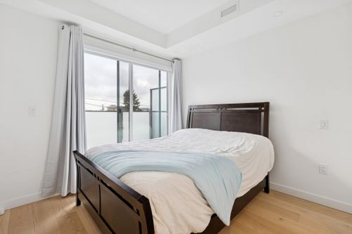650-e-2nd-street-lower-lonsdale-north-vancouver-16 at 112 - 650 E 2nd Street, Lower Lonsdale, North Vancouver