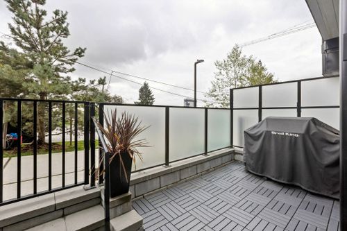 650-e-2nd-street-lower-lonsdale-north-vancouver-34 at 112 - 650 E 2nd Street, Lower Lonsdale, North Vancouver