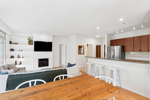 100-capilano-road-port-moody-centre-port-moody-10 at 219 - 100 Capilano Road, Port Moody Centre, Port Moody