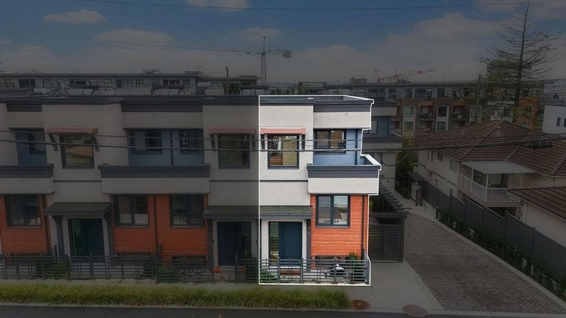 27 - 632 E 3rd Street, Lower Lonsdale, North Vancouver photo 1