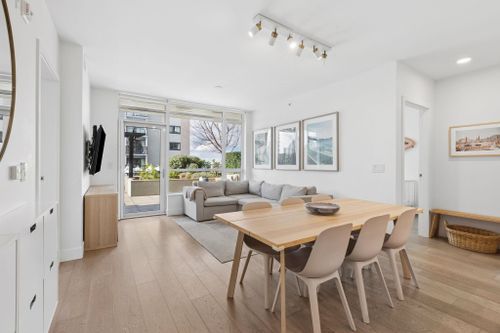 177-w-3rd-street-lower-lonsdale-north-vancouver-07 at 208 - 177 W 3rd Street, Lower Lonsdale, North Vancouver