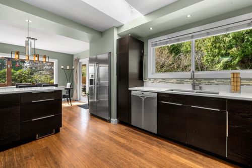 4515-meadowbank-close-lynn-valley-north-vancouver-12 at 4515 Meadowbank Close, Lynn Valley, North Vancouver