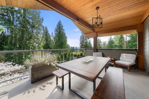 4515-meadowbank-close-lynn-valley-north-vancouver-32 at 4515 Meadowbank Close, Lynn Valley, North Vancouver