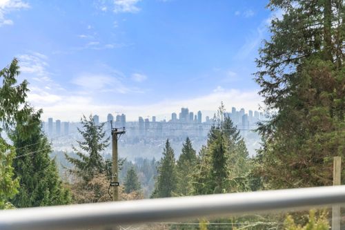 4515-meadowbank-close-lynn-valley-north-vancouver-33 at 4515 Meadowbank Close, Lynn Valley, North Vancouver