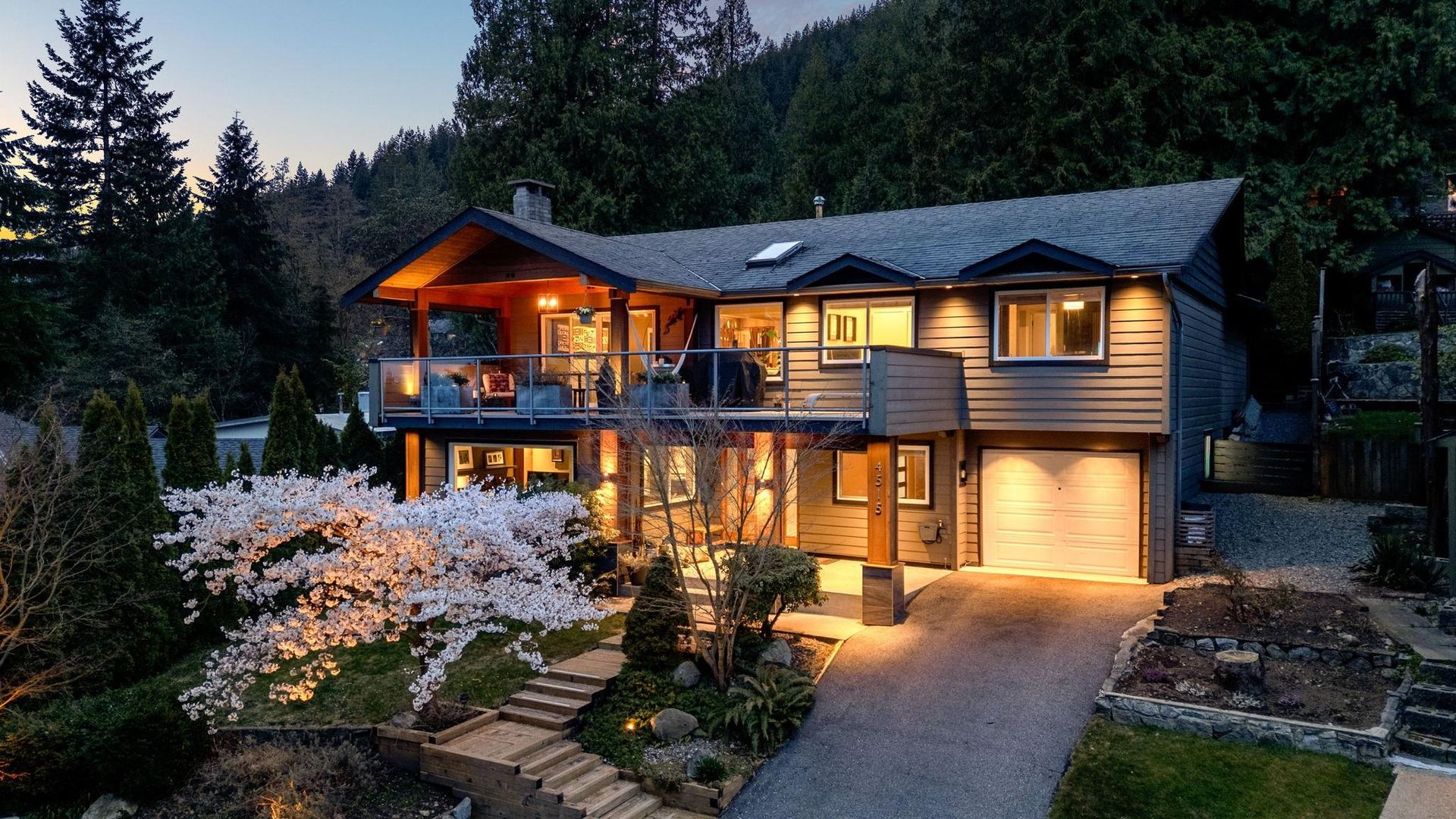 4515 Meadowbank Close, Lynn Valley, North Vancouver photo 6